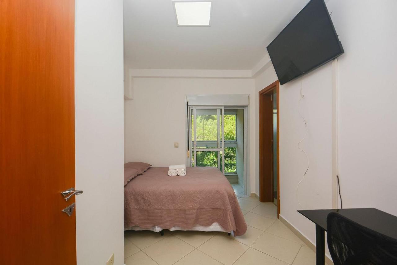 Apto Com Garagem E Lavanderia Em Frente A Praia Guaruja Exterior photo